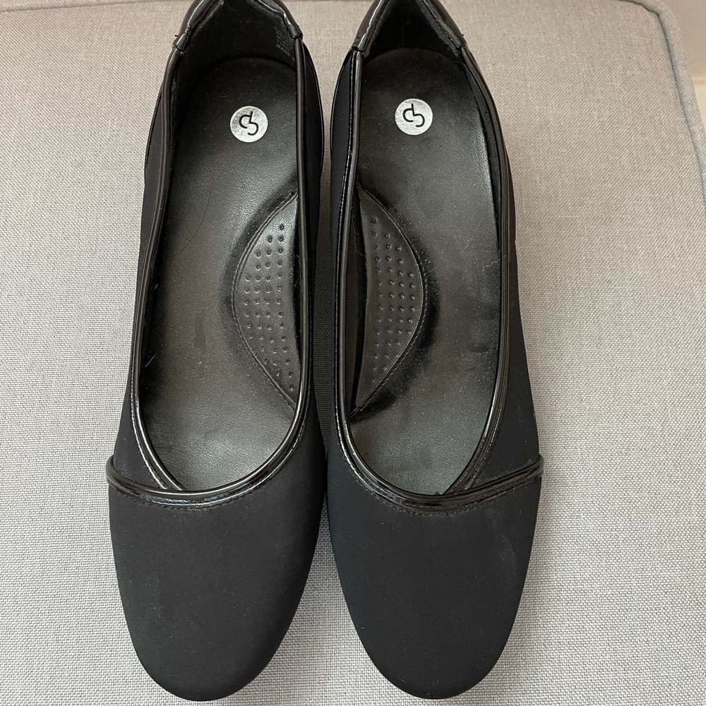 Dress Barn wedge dress shoes